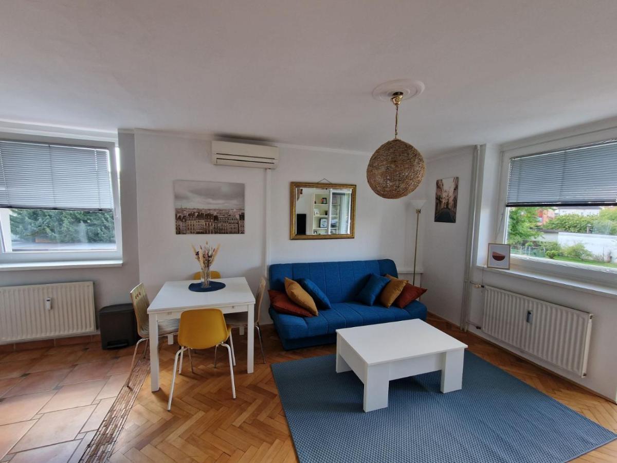 Lovely Condo With Free Parking Любляна Екстер'єр фото