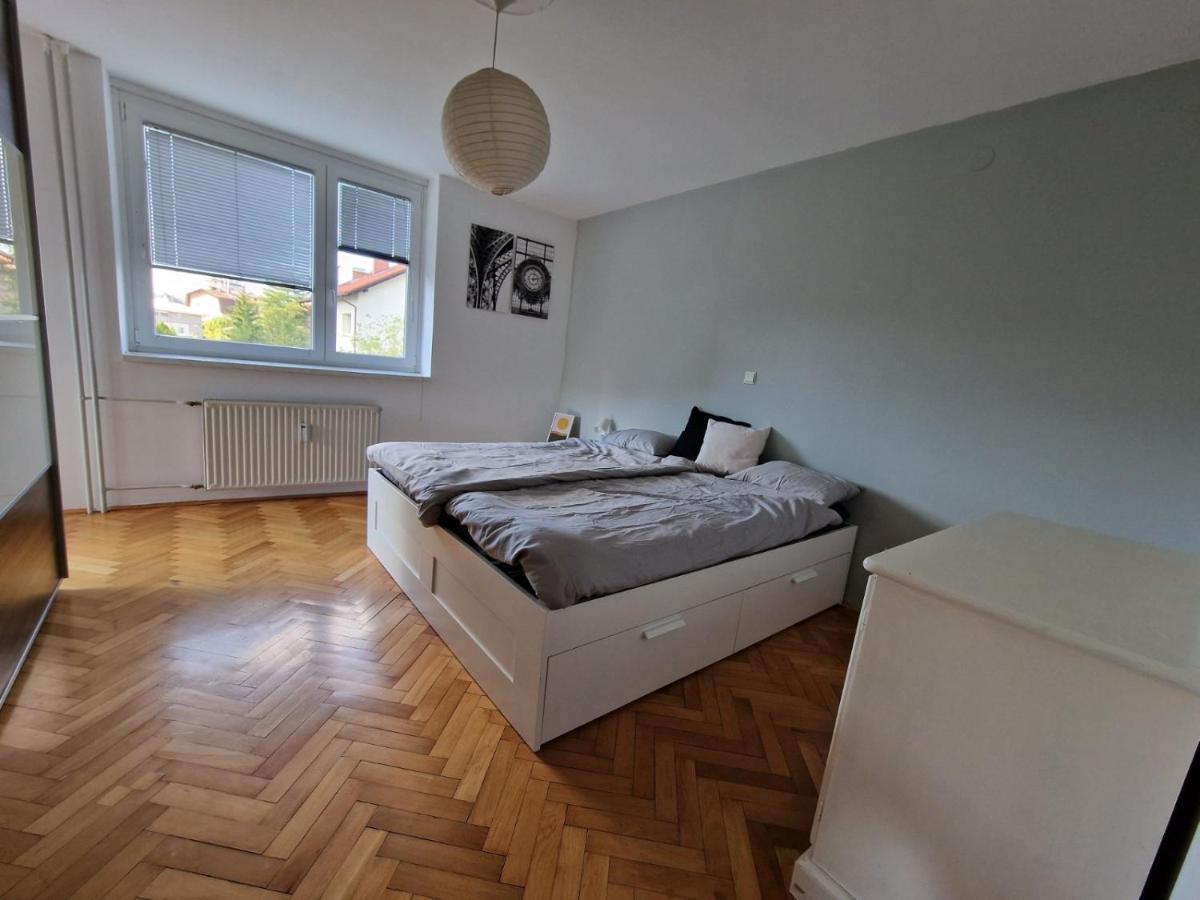 Lovely Condo With Free Parking Любляна Екстер'єр фото